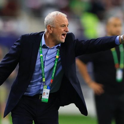 غراهام أرنولد: فخور بصمود العراق 92 دقيقة بعشرة لاعبين