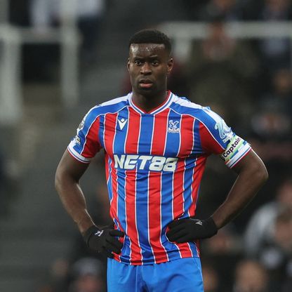 مانشستر سيتي يفاوض كريستال بالاس لضمّ المدافع مارك غيهي