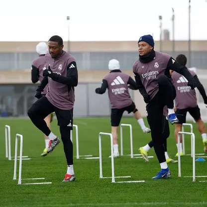 كيليان مبابي ودافيد ألابا خلال تدريبل لريال مدريد - 16 يناير 2026