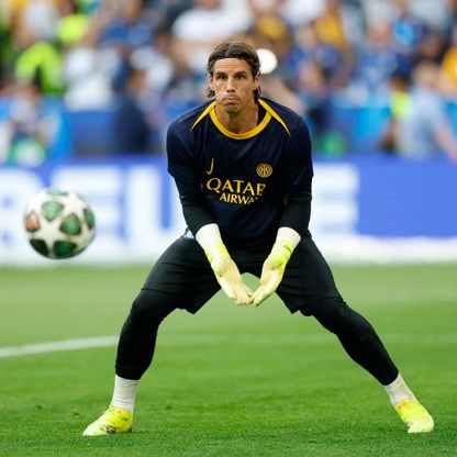 باريس يعتمد على "أصغر تشكيلة".. وإنتر يلعب بـ3 عواجيز في النهائي