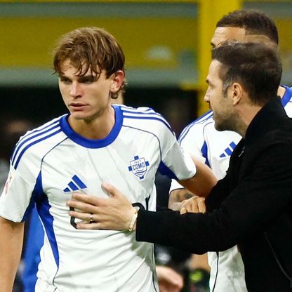 نيكو باز يثير الفزع بعد فقدان مؤقت للرؤية خلال مباراة بالدوري الإيطالي