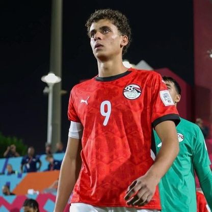 الأهلي يرد على تقارير عرقلة صفقة حمزة عبد الكريم مع برشلونة