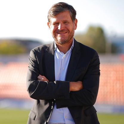 من برشلونة إلى مدريد.. أليماني مدير الكرة الجديد في أتلتيكو