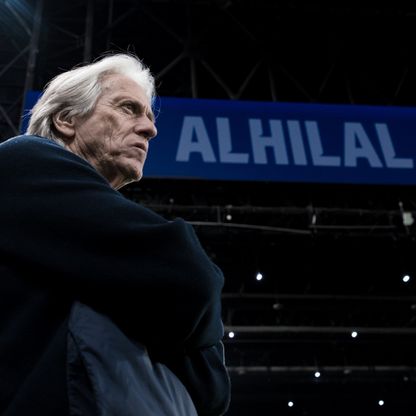 عرض رسمي من النصر للمدرب جيسوس ومفاوضات مع زميل رونالدو بالبرتغال