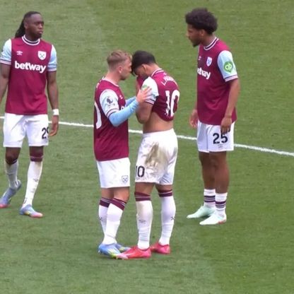 لماذا بكى نجم وست هام بعد بطاقة صفراء أمام توتنهام؟