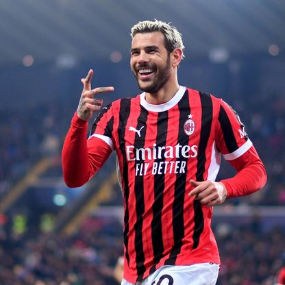 الهلال يضم ثيو هيرنانديز مقابل 25 مليون يورو.. ويملك ظهيرين طائرين