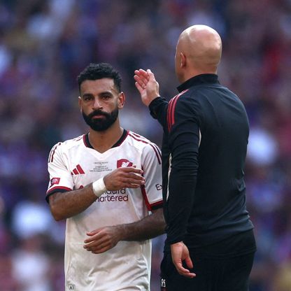 "ليس سهلاً".. سلوت يشرح سبب استبعاد محمد صلاح من تشكيلة ليفربول