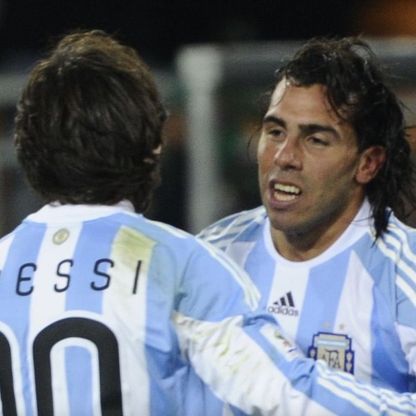 "أموال قذرة" تهدد سمعة الكرة الأرجنتينية قبل أشهر من كأس العالم