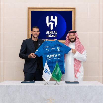 ثيو هيرنانديز ينضمّ أخيراً إلى الهلال السعودي من ميلان