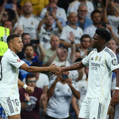 تشواميني يكشف ما قاله تشابي للاعبي ريال مدريد بعد هدف مايوركا