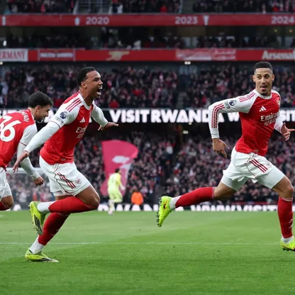 احتفال لاعبي أرسنال بتسجيل هدف في مرمى تشيلسي بالدوري الإنجليزي الممتاز - 1 مارس 2026