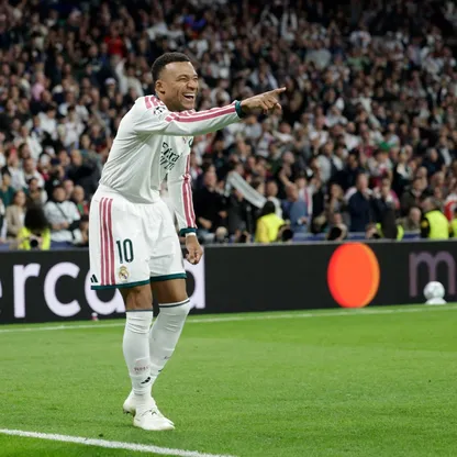 كيليان مبابي يحتفل بهدف أردا غولر خلال مباراة ريال مدريد ولايبزيغ بدوري أبطال أوروبا - 21 أكتوبر 2026