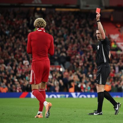 إيكيتيكي يدفع بسذاجة ثمن تسجيل هدف فوز ليفربول ضد ساوثهامبتون