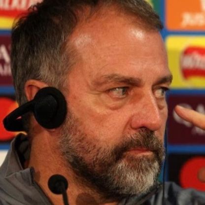 ماذا قال فليك مدرب برشلونة عن "الاختبار الحقيقي" ضد تشيلسي؟