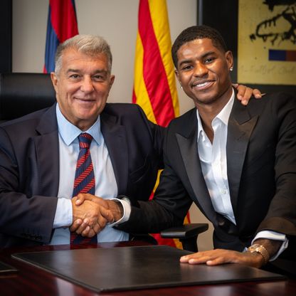 راشفورد يكشف دور هانزي فليك في انضمامه إلى برشلونة