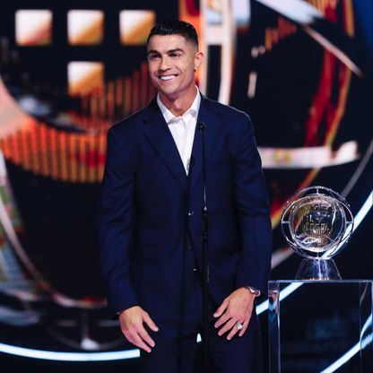 شاهد.. رونالدو:  قمت ببعض البحث لمعرفة ما إذا كانت جائزة نهاية مسيرتي