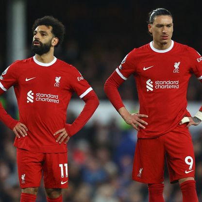 انتقادات لمحمد صلاح... وتشكيك بجدوى بقائه مع ليفربول