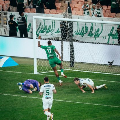 شاهد.. تمريرة ساحرة من محرز وثنائية حاسمة من توني في مرمى الاتفاق