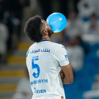 الهلال ينجو من انتفاضة الخلود ويعزز صدارته للدوري السعودي