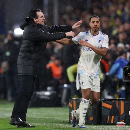 لماذا دفع أوناي إيمري مدرب أستون فيلا "ابنه" يوري تيليمانس؟