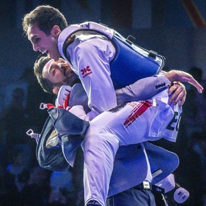 المصري سيف عيسى يتوّج بذهبية بطولة العالم للتايكوندو