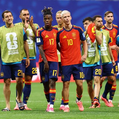 الإصابات تنهي مشوار جناحي إسبانيا ومدافع إنجلترا بكأس العالم