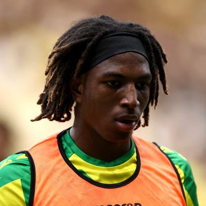 برشلونة ينافس سان جيرمان على خدمات مدافع نانت صاحب الـ17 عاماً