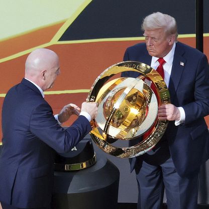 ترمب: بيليه هو الأعظم في التاريخ وشاهدته بأميركا