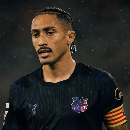 هل يقود رافينيا برشلونة في أسبوع مرتقب بالموسم؟