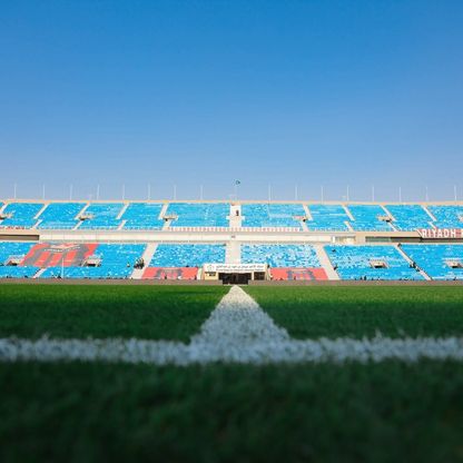 137 مشجعاً فقط في مباراة الرياض والوحدة بالدوري السعودي