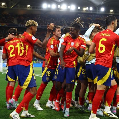 إسبانيا تنجو من صحوة فرنسا وتبلغ نهائي دوري الأمم الأوروبية