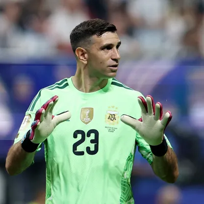 حارس الأرجنتين إيميليانو مارتينيز خلال مباراة مصر في دور الـ16 لكأس العالم 2026 - 7 يوليو 2026.