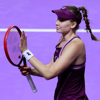 ريباكينا تهزم ألكسندروفا وتحافظ على سجلها المثالي في الرياض