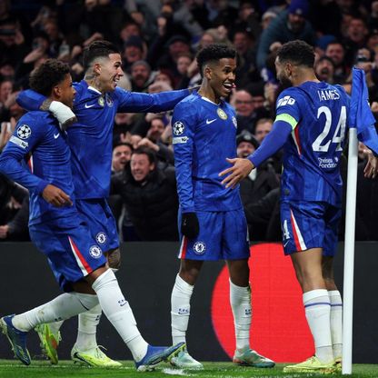 شاهد.. تشيلسي يوجه تحذيراً لأرسنال بسحق برشلونة في دوري الأبطال