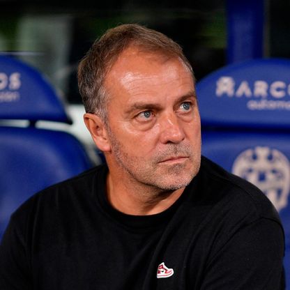 قرار فليك المفاجئ يتسبب في "صدمة" لإدارة برشلونة