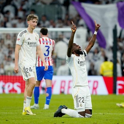 هويسن يكشف شريكه المثالي في دفاع ريال مدريد ويدافع عن فالفيردي