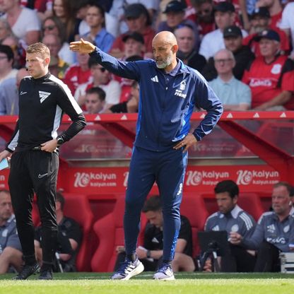 نوتنغهام يقيل نونو سانتو ويعتزم التعاقد مع مدرب بارز