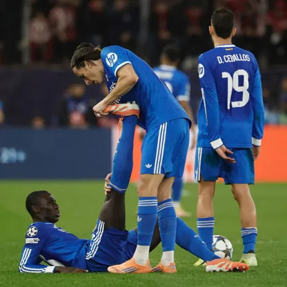 فيرلان ميندي وألفارو كاريراس خلال مباراة بين ريال مدريد وأولمبياكوس بدوري أبطال أوروبا - 26 نوفمبر 2025