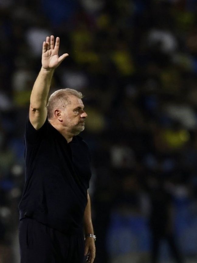 بوستيكوغلو غاضب ويشرح سبب التعادل النصر مع التعاون