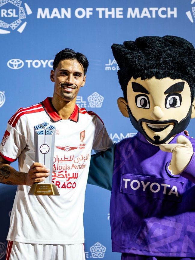 ليلة هولندية بالدوري السعودي.. بيرغوين وتيغاني ريندرز الأعلى تقييماً