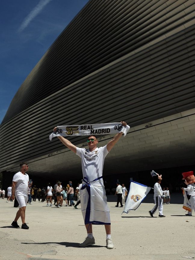 تيباس يرد بشكل عنيف وساخر على طلب ريال مدريد تأجيل مباراة أوساسونا