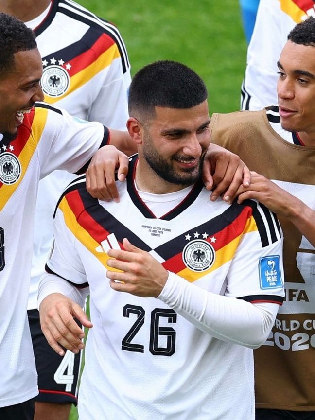وجبة كباب مجانية للجمهور بعد كل هدف لأونداف مع ألمانيا في كأس العالم