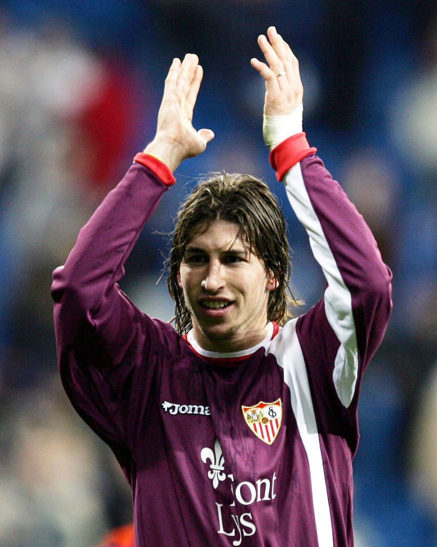 المدافع الإسباني سيرخيو راموس خلال بداياته مع نادي إشبيلية 