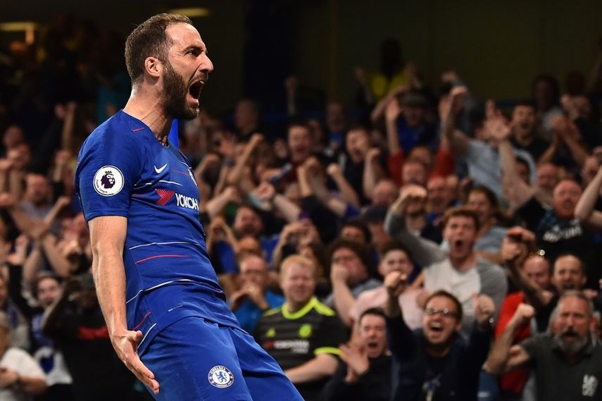 مهاجم تشيلسي الأرجنتيني غونزسالو إيغوايين - AFP