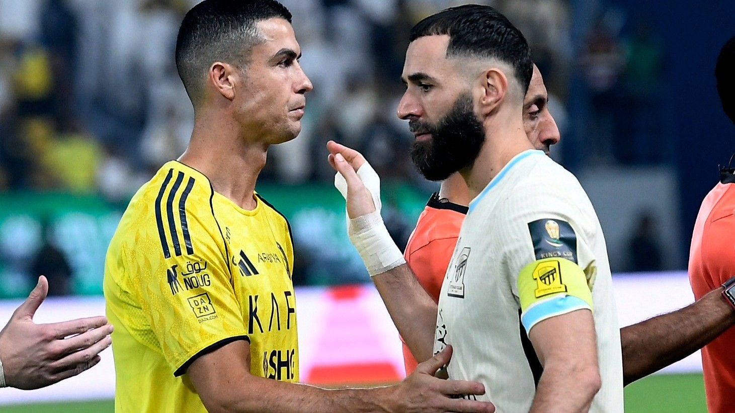 صدمة لمشجعي الاتحاد بعد رسالة وطلب جديد من كريم بنزيما 