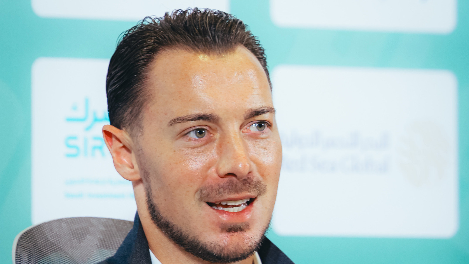 يايسله يتجنّب الجدل حول "الأخضر" ويخشى فاتورة التوقف الدولي على الأهلي 