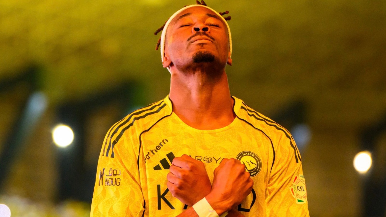 محمد سيماكان يتحسر على ضياع فوز النصر ويشيد بأداء بينتو 