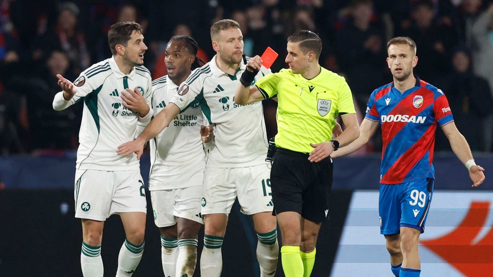 من هو حكم "ديربي الحسم" بين النصر والهلال في دوري روشن السعودي؟ 