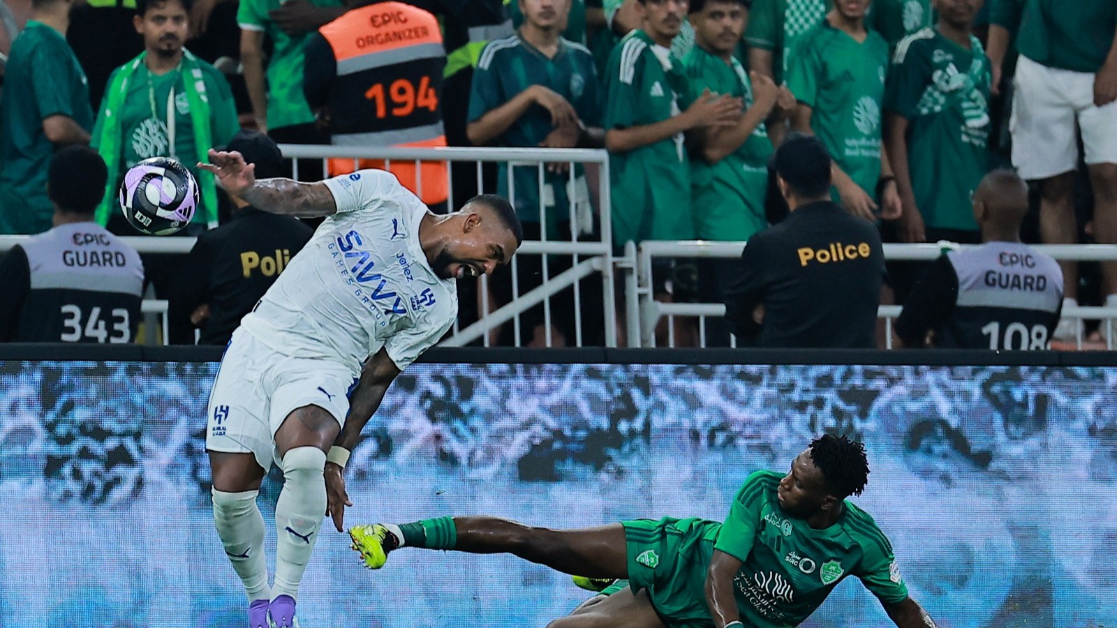 بث مباشر.. إيفان توني يسجّل للأهلي المتأخر أمام الهلال 1-3 
