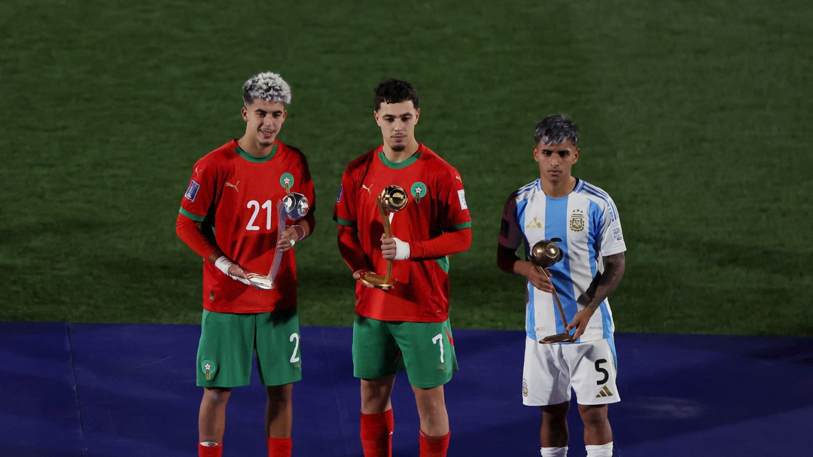 عثمان معما أفضل لاعب بكأس العالم تحت 20 عاماً والزابيري ثانياً 